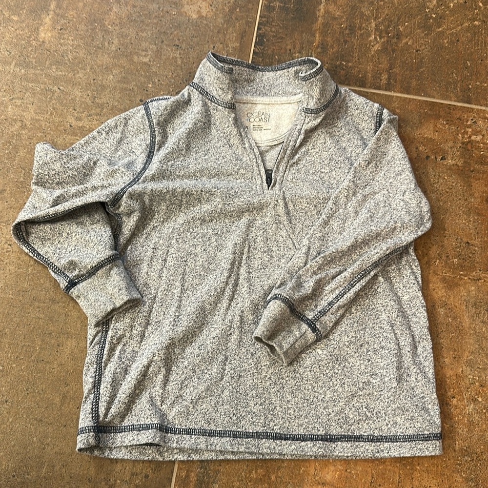 Boys lightweight pullover size 5